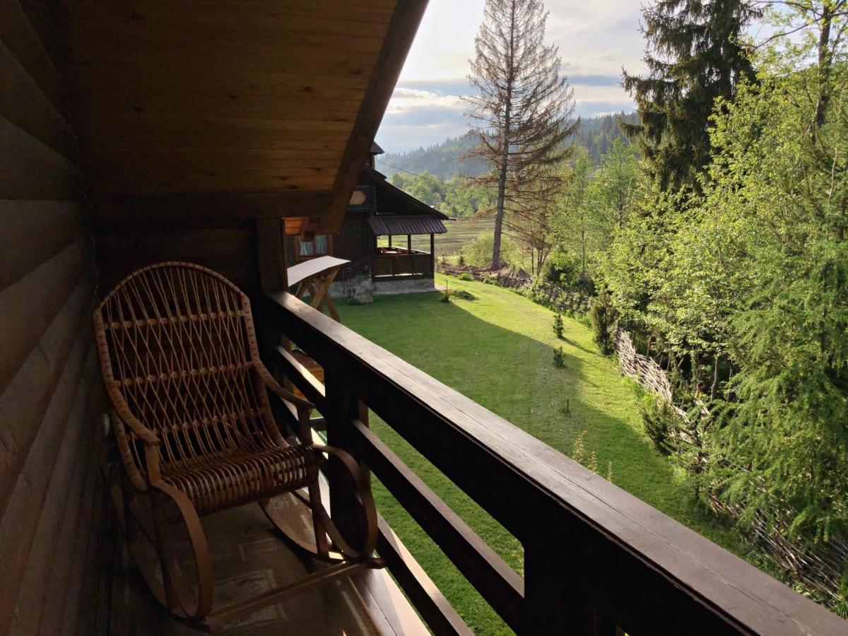 Villa Чорногірський Вітер à Verkhovyna Extérieur photo