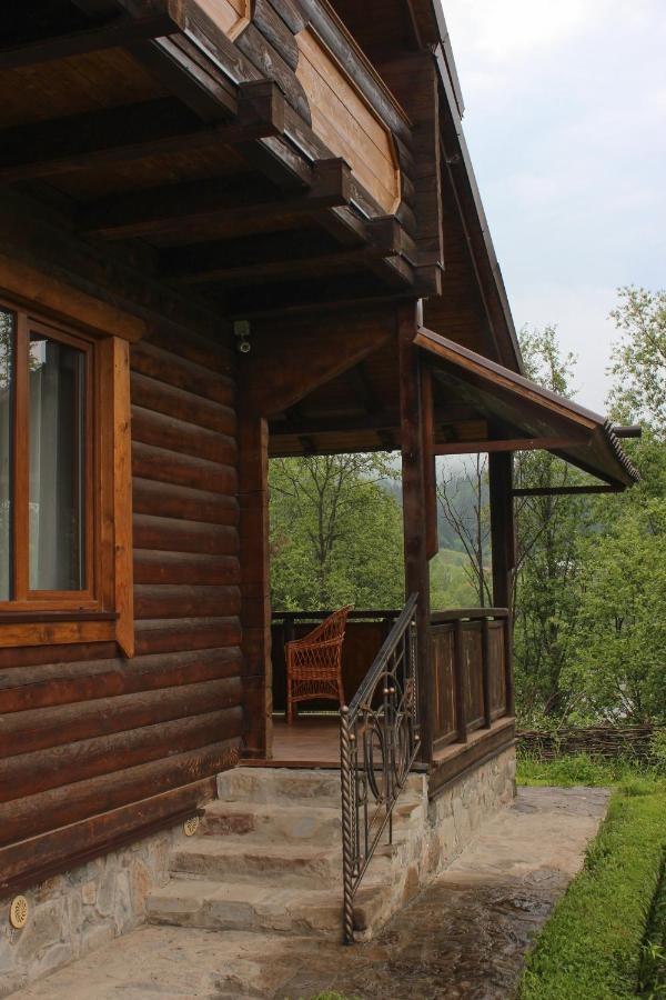 Villa Чорногірський Вітер à Verkhovyna Extérieur photo